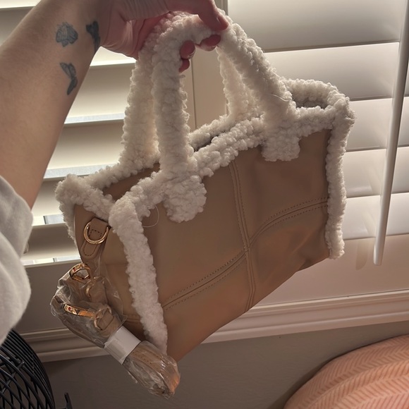 SOLD - Picture 2 of 5